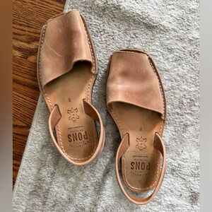 Pons Leather Sandals